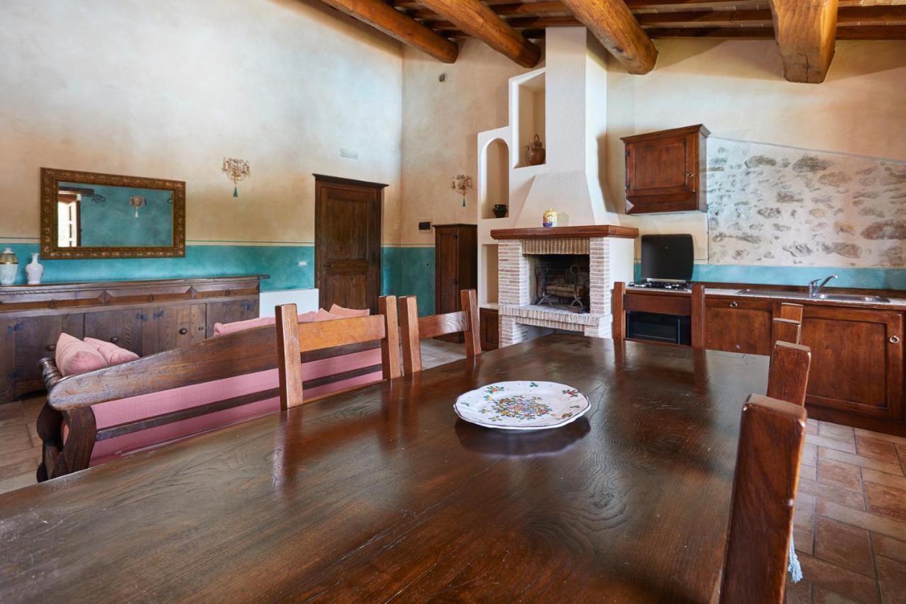 Agriturismo Il Molino Antico - 5 Girasoli Сполето Экстерьер фото