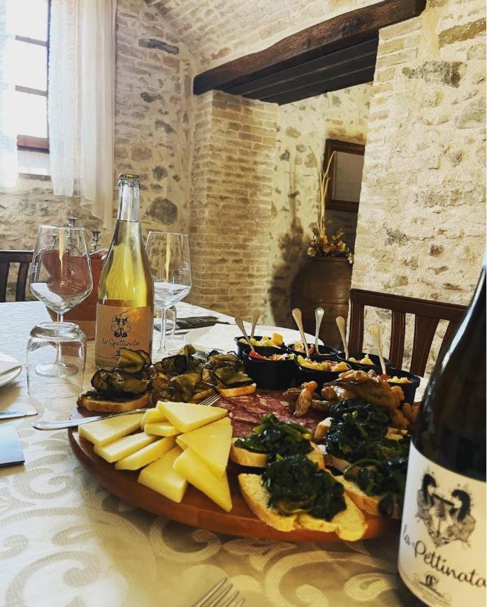 Agriturismo Il Molino Antico - 5 Girasoli Сполето Экстерьер фото