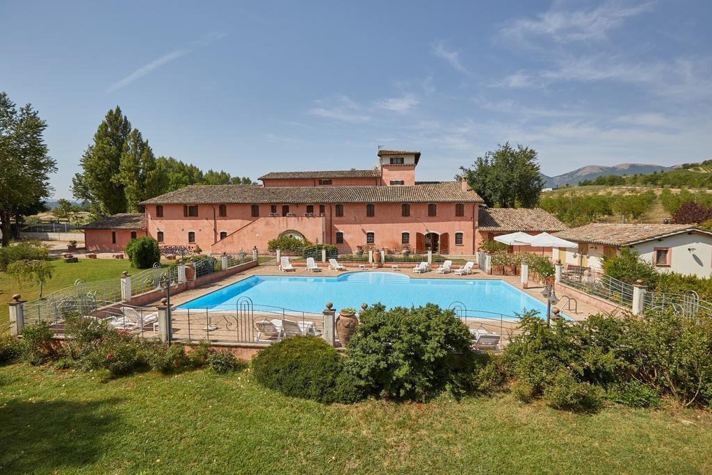 Agriturismo Il Molino Antico - 5 Girasoli Сполето Экстерьер фото